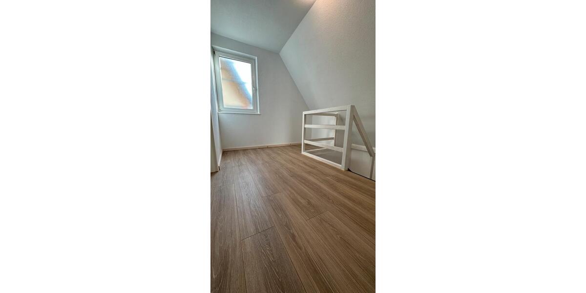 Etagenwohnung Remshalden - 4.5 Zimmer, 90 m&sup2;, 399.000&euro; | Angebot:25993328