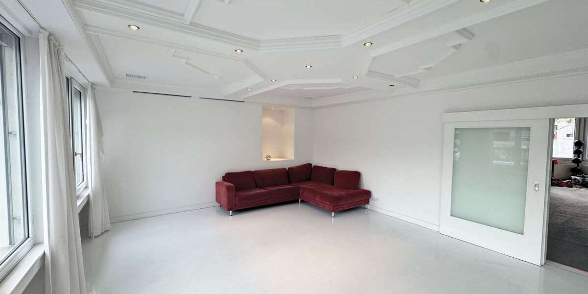 Büro in Stuttgart 3.100 € 303 m² zimmer