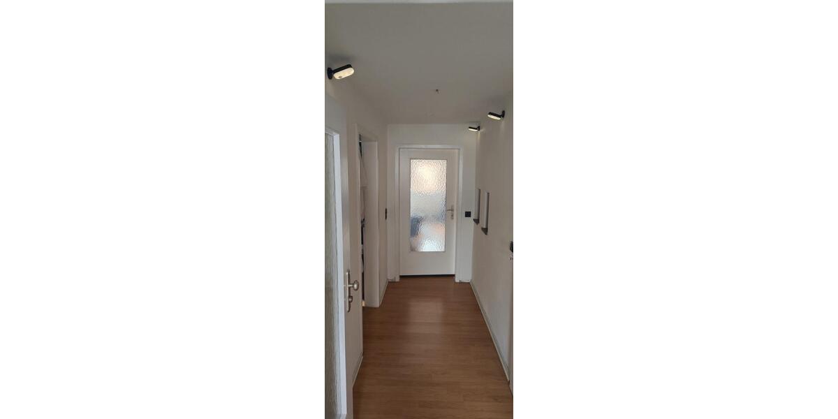 Dachgeschoßwohnung Nürtingen - 2 Zimmer, 65 m&sup2;, 800&euro; | Angebot:26409980