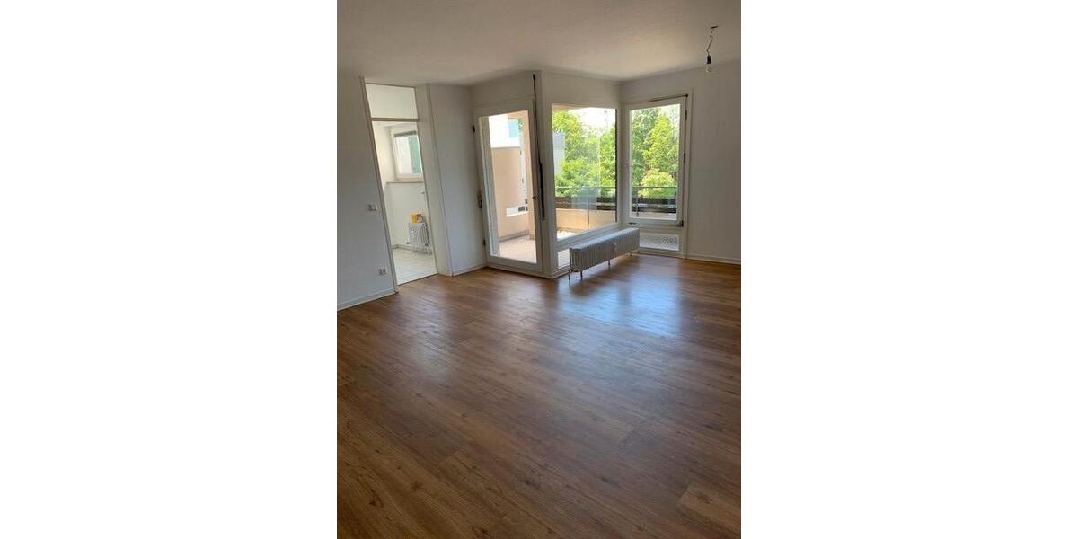 Etagenwohnung Esslingen am Neckar Pliensauvorstadt - 3 Zimmer, 99 m&sup2;, 1.182&euro; | Angebot:26006802