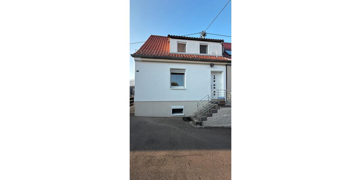 Mehrfamilienhaus, Wohnhaus Reutlingen Altenburg - 8.5 Zimmer, 180 m&sup2;, 690.000&euro; | Angebot:27157500
