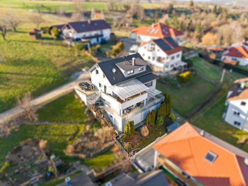 Haus zum Kaufen in Neuffen 980.000 € 234.8 m²