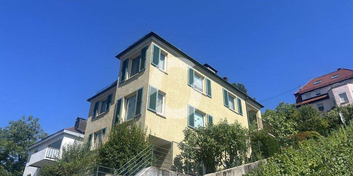 Einfamilienhaus Stuttgart Untertürkheim - 8 Zimmer, 700.000&euro; | Angebot:25743406