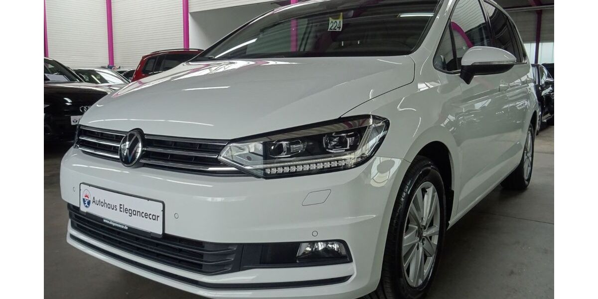 VW Touran 92.062 km 24.949 &euro; Holzgerlingen bei Stuttgart 71088