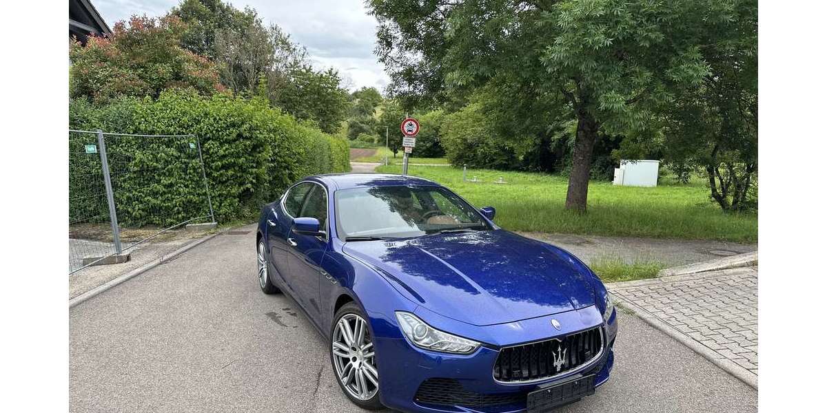 Maserati Ghibli 87.000 km 31.900 € Backnang 71522