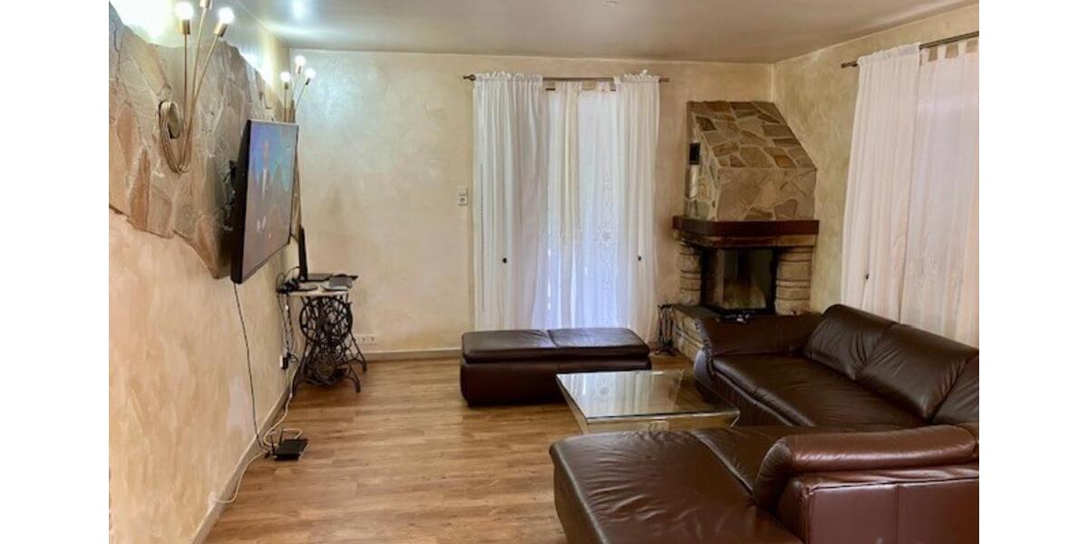 Maisonettenwohnung Metzingen - 5 Zimmer, 152 m&sup2;, 1.700&euro; | Angebot:24142093