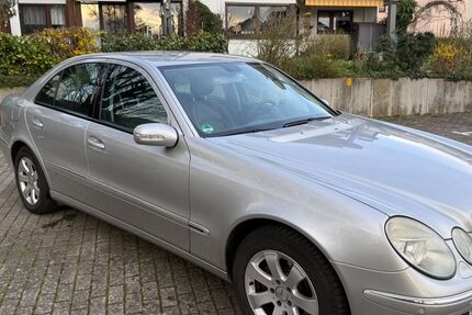 Mercedes-Benz E 320 207.504 km 4.200 &euro; Neuhausen 73765
