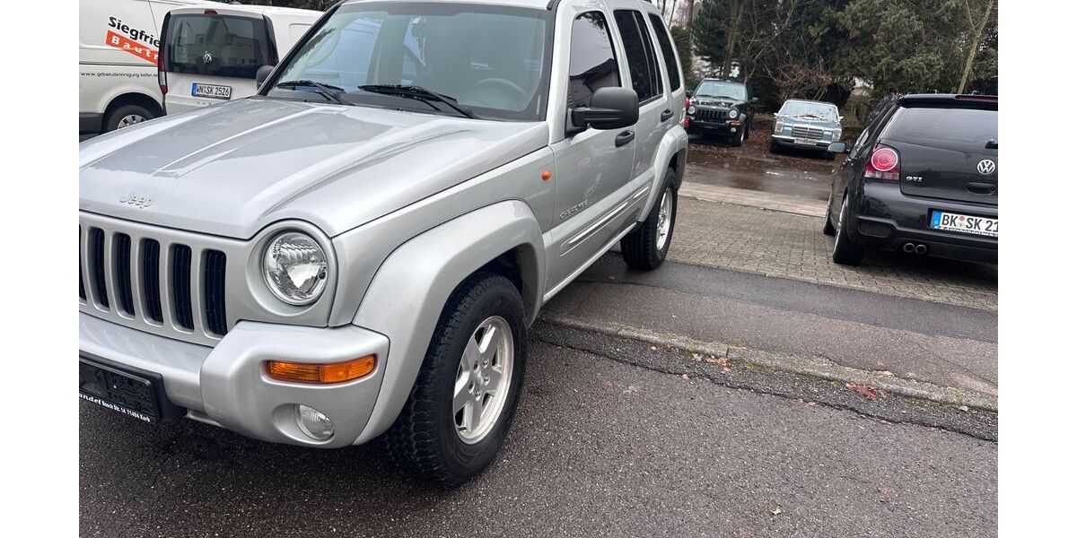 Jeep Cherokee 104.772 km 8.499 &euro; Korb 71404