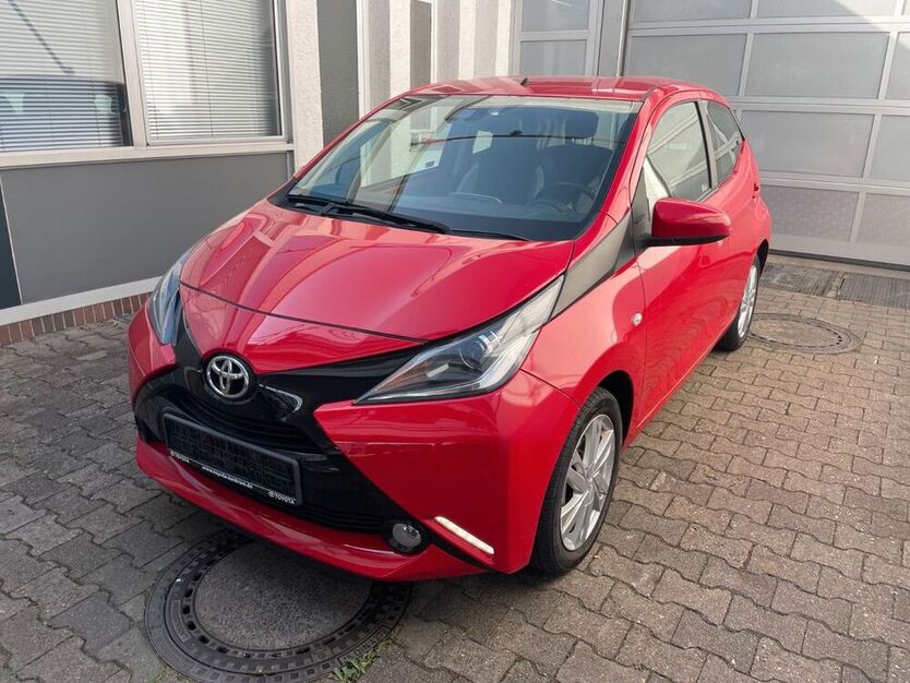 Aygo (X)