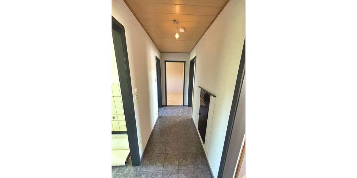 Reihenmittelhaus Sindelfingen Mitte - 7 Zimmer, 140 m&sup2;, 480.000&euro; | Angebot:26807364