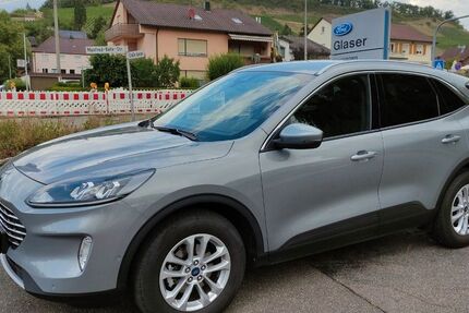 Ford Kuga 35.000 km 28.990 &euro; Illingen - Schützingen 75428