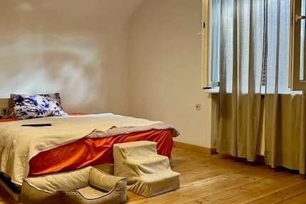 Wohnung Metzingen - 5 Zimmer, 152 m&sup2;, 1.700&euro; | Angebot:25489055