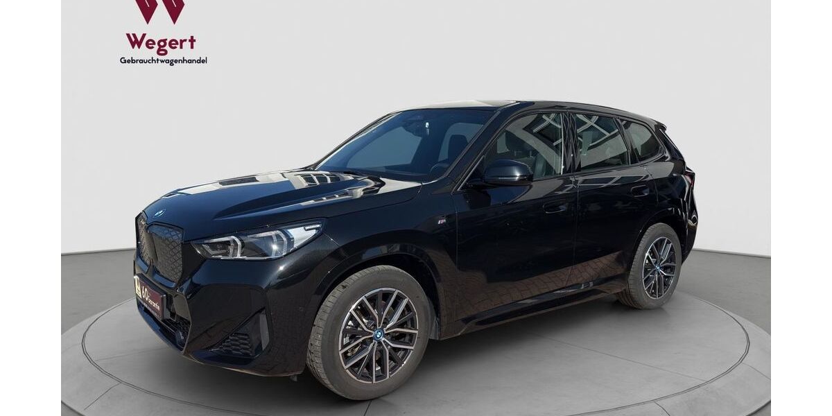 BMW iX1 23.900 km 41.950 &euro; Holzgerlingen Nähe Böblingen bei Stuttgart 71088