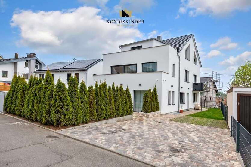 Haus zum Kaufen in Stuttgart 1.850.000 € 390 m²