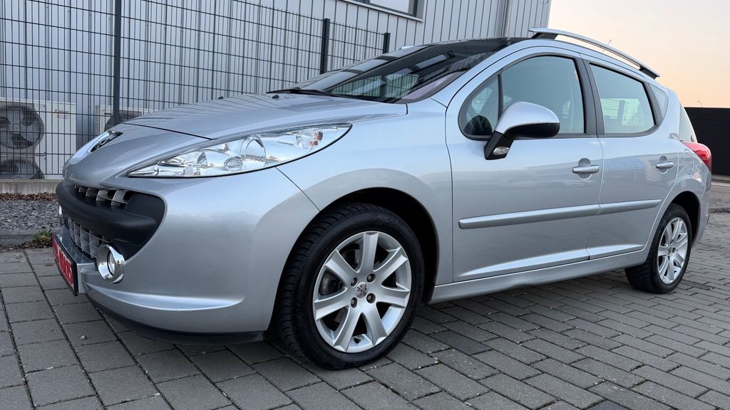 Peugeot 207 36.000 km 7.200 &euro; Grafenau 71120