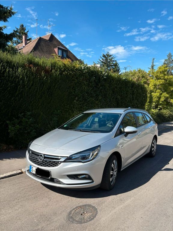 Opel Astra 131.000 km 9.300 € Stuttgart 70597