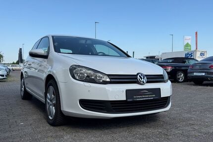 VW Golf 103.000 km 5.490 &euro; Weinstadt 71384