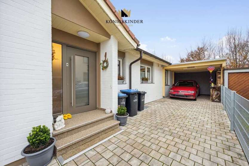 Haus zum Kaufen in Leonberg 699.900 € 126 m²