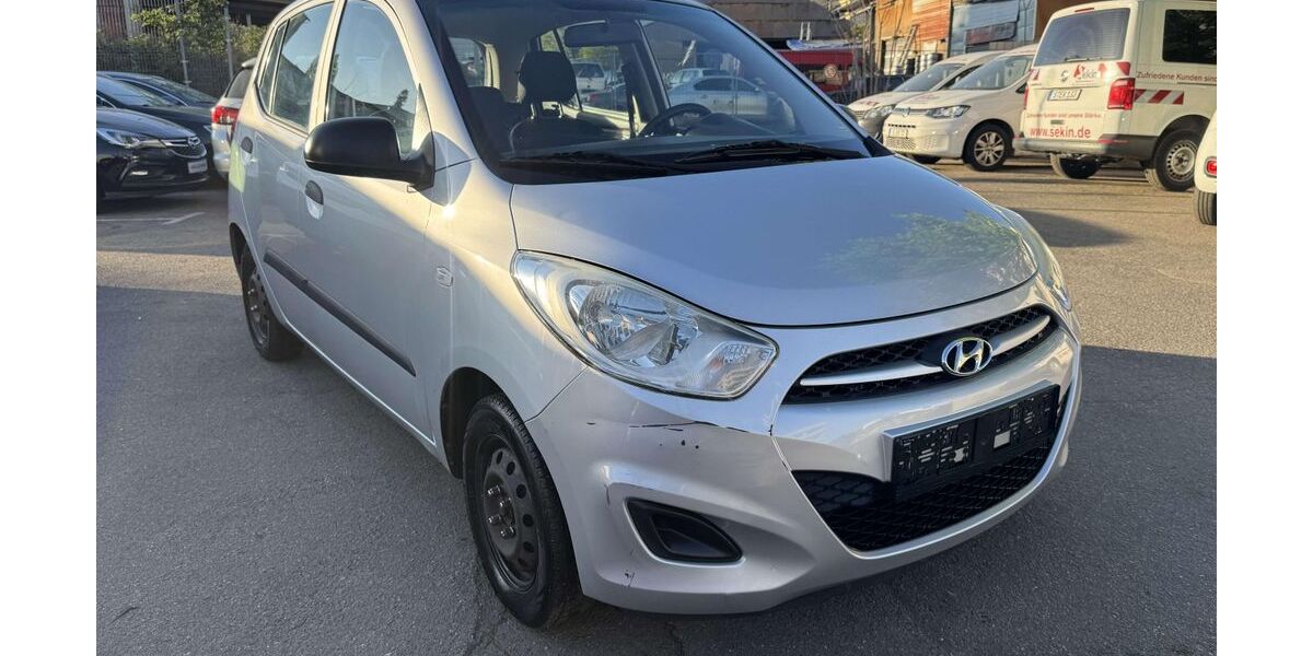 Hyundai i10 200.000 km 1.699 &euro; Stuttgart 70469