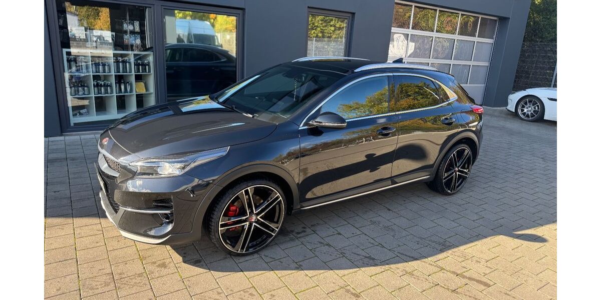 Kia XCeed 81.000 km 18.400 € Asperg 71679