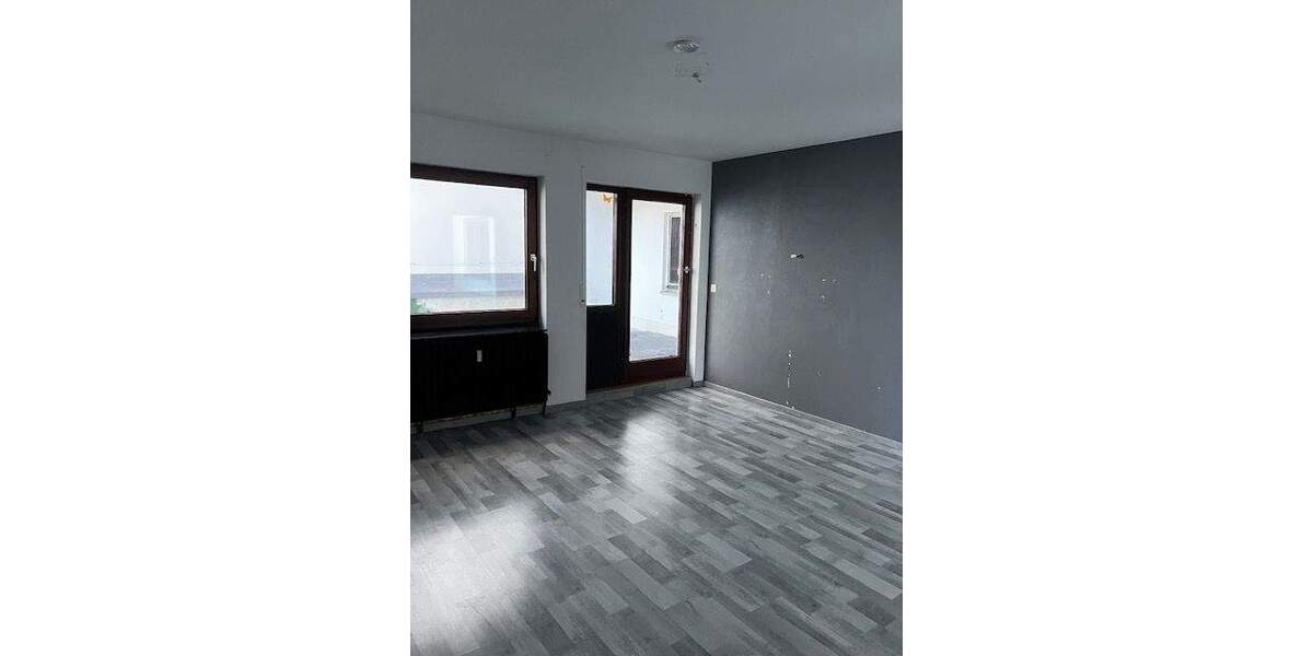 Terrassenwohnung Böblingen - 3 Zimmer, 104 m&sup2;, 360.000&euro; | Angebot:25262422