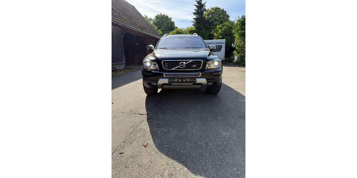 Volvo XC90 211.620 km 21.000 &euro; Stuttgart 70599