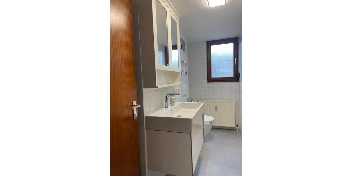 Dachgeschoßwohnung Esslingen am Neckar - 2 Zimmer, 56 m&sup2;, 1.030&euro; | Angebot:26271080