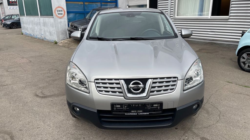 Nissan Qashqai 184.083 km 3.890 &euro; Marbach am Neckar 71672