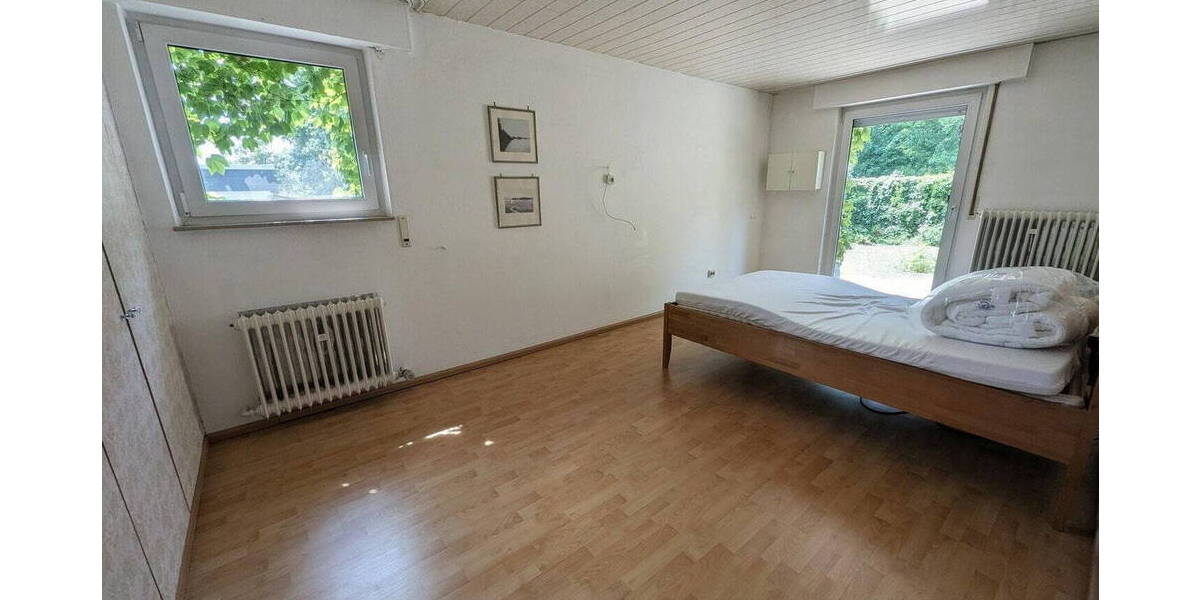 Bungalow Waiblingen Hegnach - 6 Zimmer, 140 m&sup2;, 570.000&euro; | Angebot:26788213