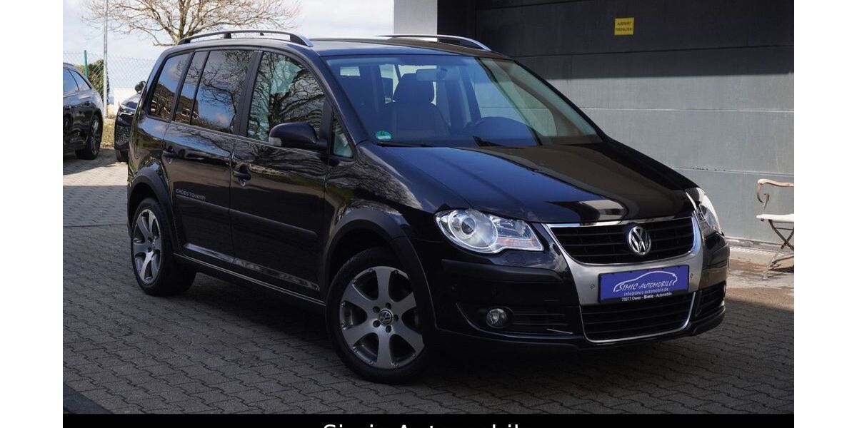 VW Touran 88.000 km 7.999 &euro; Owen 73277