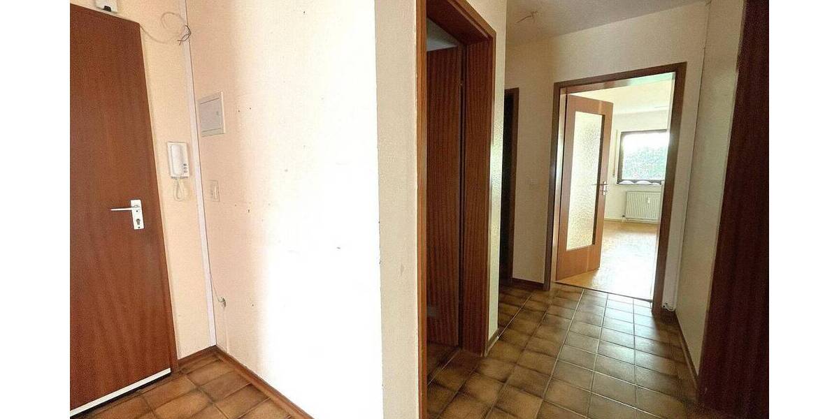 Etagenwohnung Besigheim - 4 Zimmer, 85 m&sup2;, 245.000&euro; | Angebot:26844088