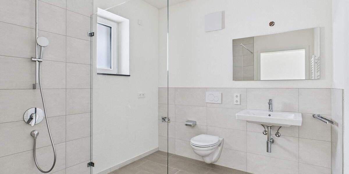 Etagenwohnung Sindelfingen Ost - 2 Zimmer, 71 m&sup2;, 1.320&euro; | Angebot:24029477