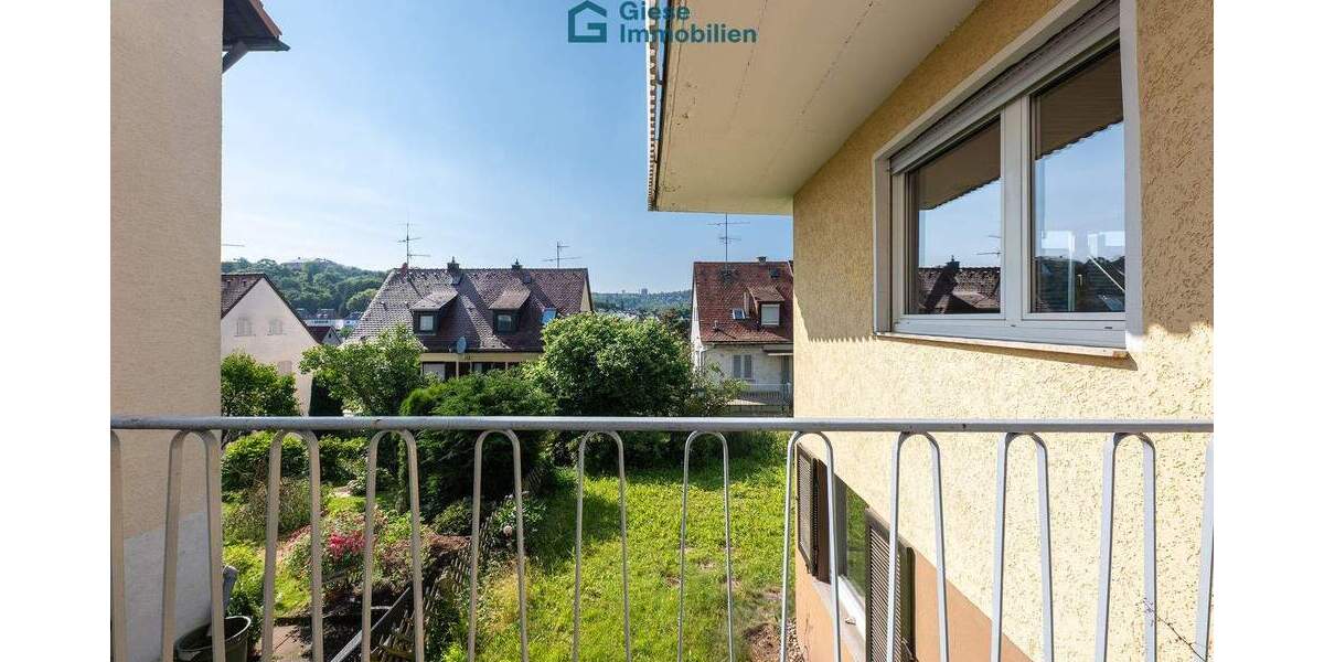 Freistehendes Ein-Zweifamilienhaus mit schönem Garten 8 zimmer