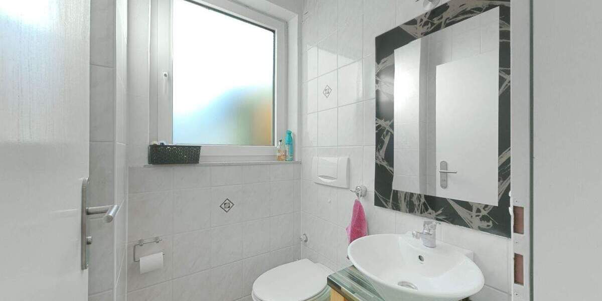 Etagenwohnung Remseck Neckarrems - 7 Zimmer, 226 m&sup2;, 799.000&euro; | Angebot:24847873