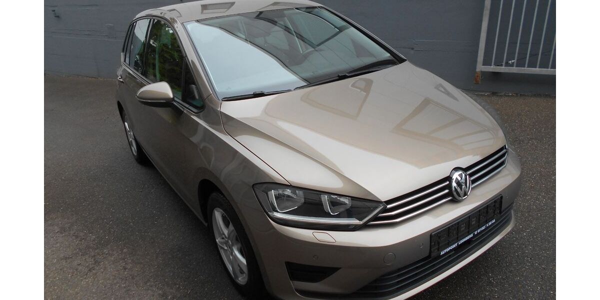 VW Golf Sportsvan 98.000 km 10.990 &euro; Leonberg 71229