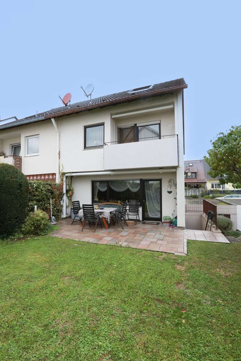 Haus zum Kaufen in Ehningen 465.000 € 139.7 m² 5.5 zimmer