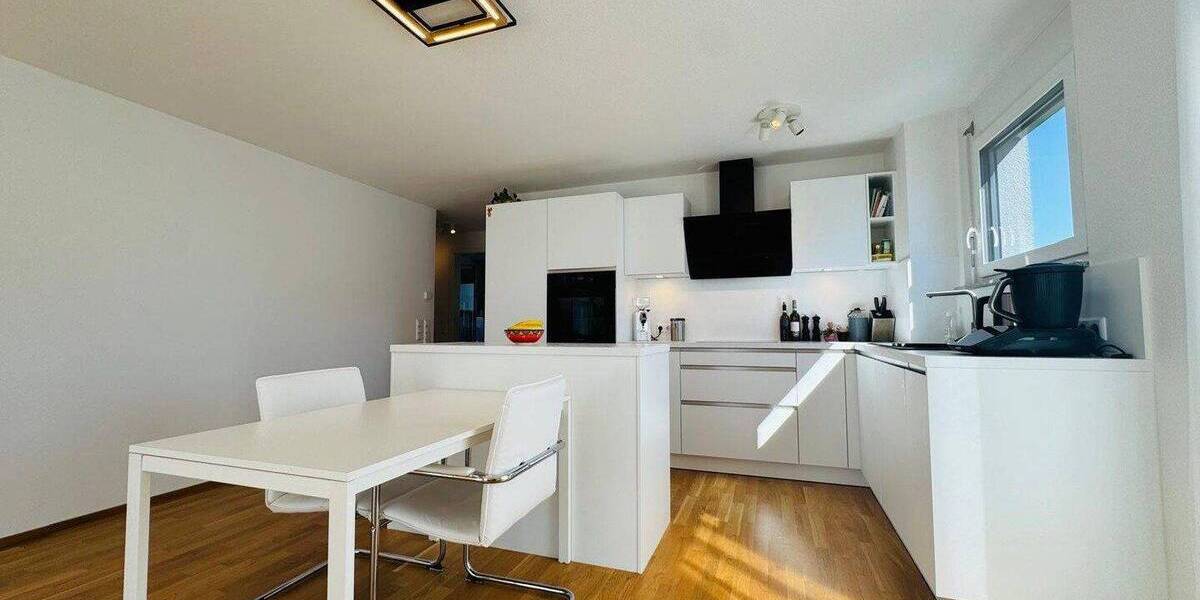 Etagenwohnung Wolfschlugen - 4 Zimmer, 91 m&sup2;, 1.430&euro; | Angebot:26879407