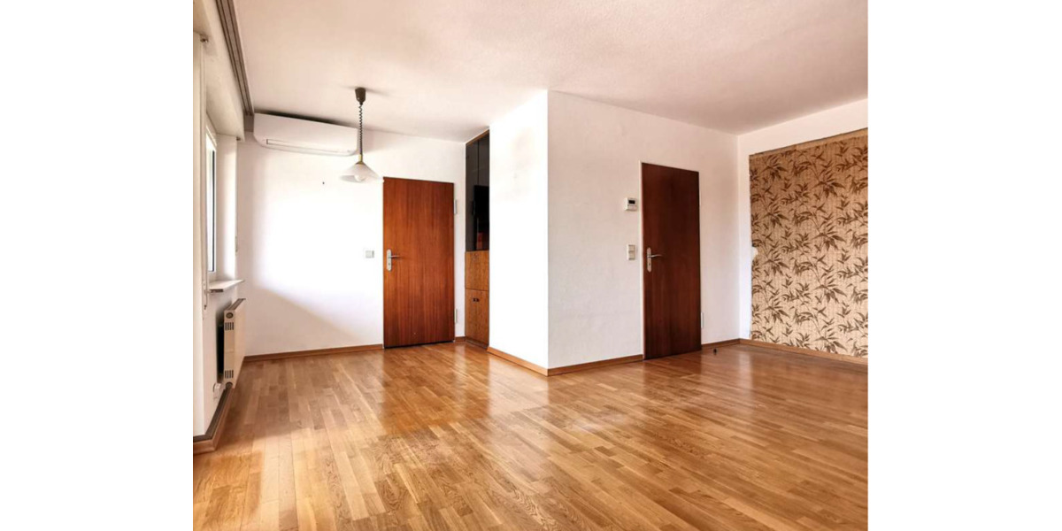 Helle 3,5-Zimmer Wohnung im 3. OG in Ludwigsburg mit Westbalkon 3.5 zimmer