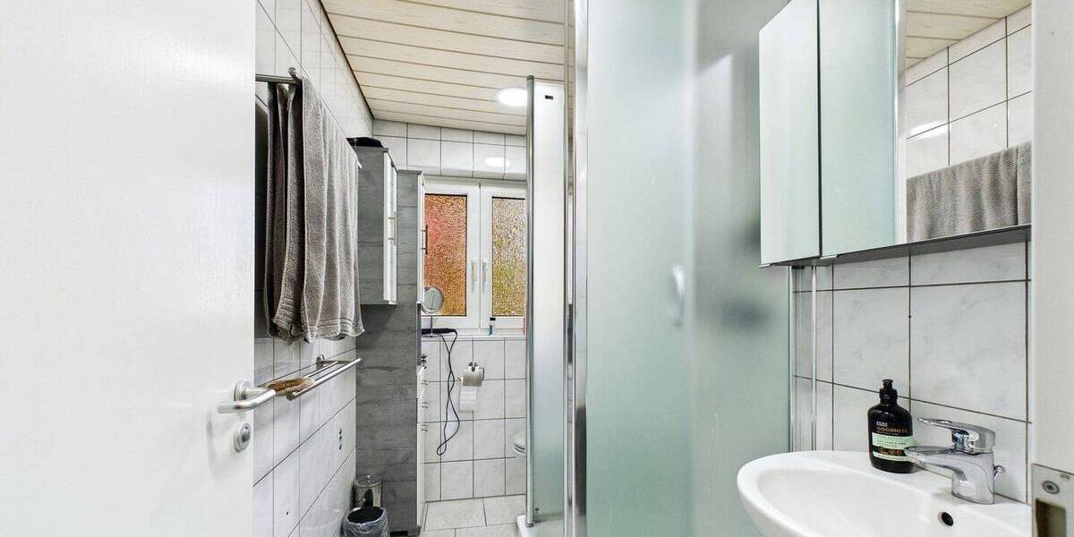 Mehrfamilienhaus, Wohnhaus Stuttgart Rohr - 8 Zimmer, 197 m&sup2;, 995.000&euro; | Angebot:26684041