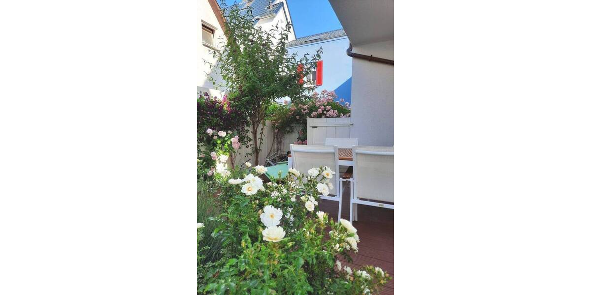 Einfamilienhaus Stuttgart Wangen - 8 Zimmer, 126 m&sup2;, 749.000&euro; | Angebot:24027167