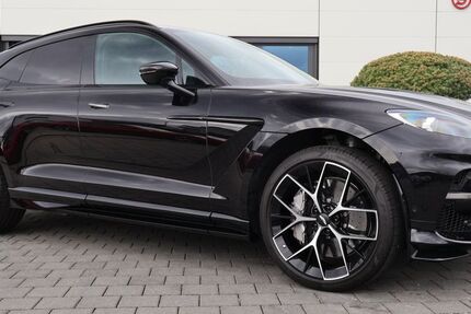 Aston Martin DBX 13.700 km 219.707 &euro; Kirchheim unter Teck 73230