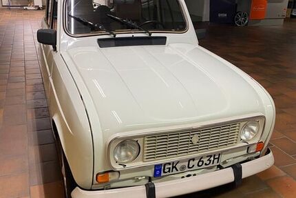 Renault R 4