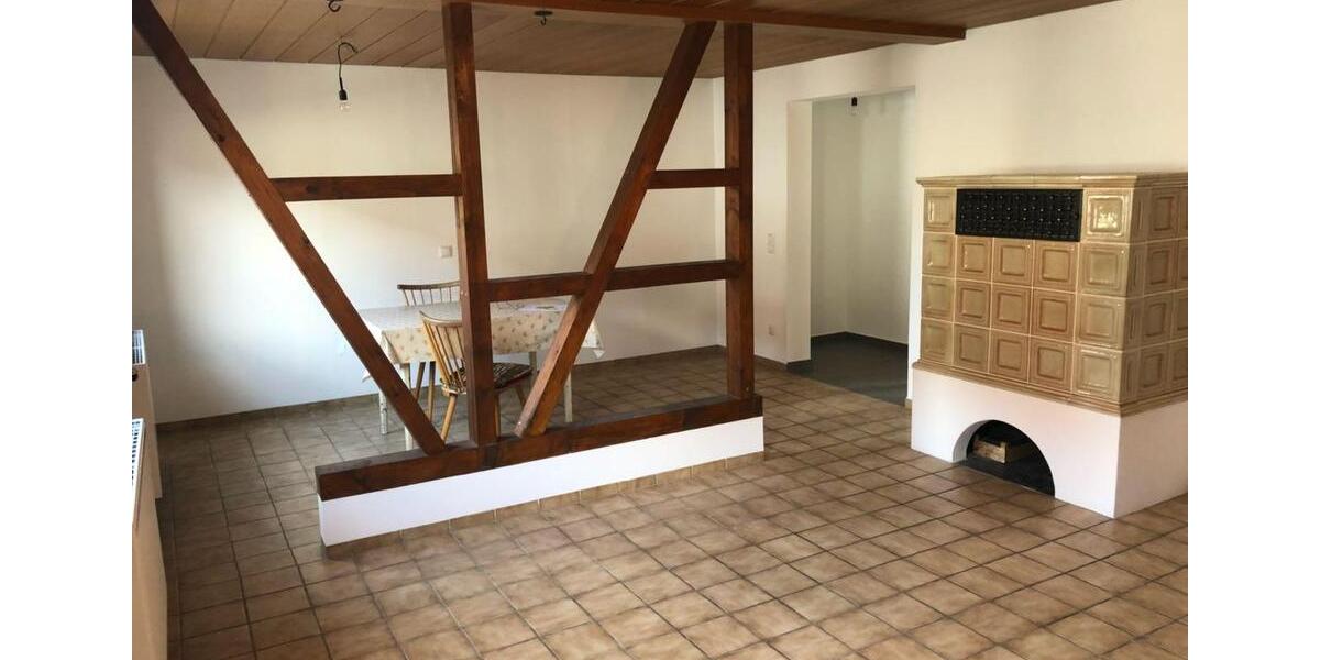 Reihenhaus Nürtingen - 5 Zimmer, 110 m&sup2;, 1.650&euro; | Angebot:25755130