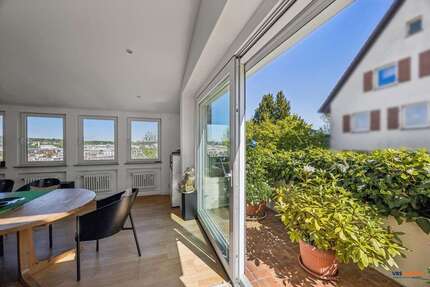 Haus Stuttgart Feuerbach - 8 Zimmer, 212 m&sup2;, 979.000&euro; | Angebot:26659168