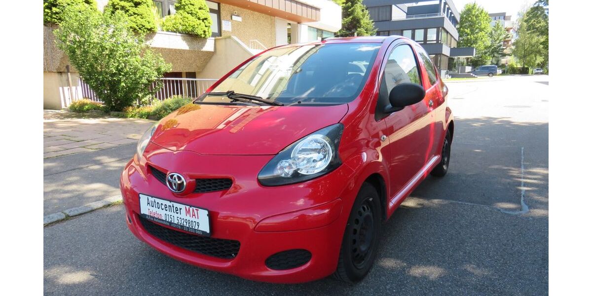 Toyota Aygo (X) 205.000 km 1.750 € Fellbach 70736