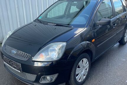 Ford Fiesta 86.000 km 2.790 &euro; Böblingen 71034