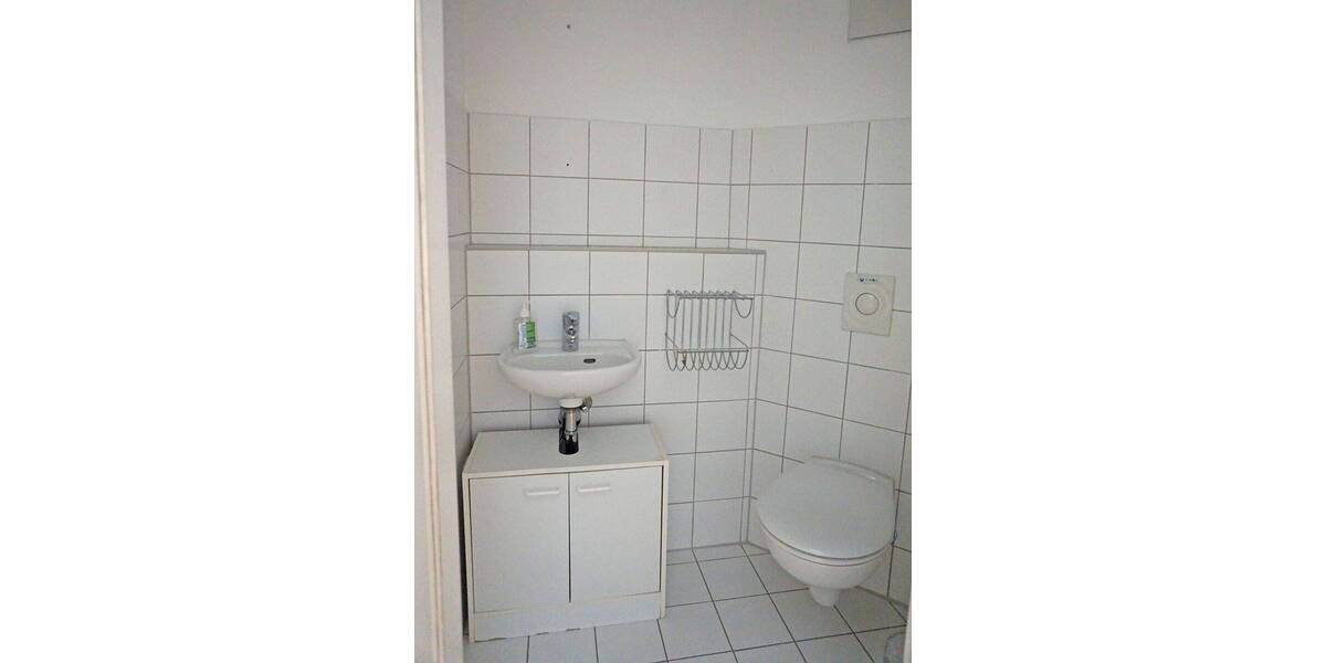 Etagenwohnung Stuttgart Sonnenberg - 3 Zimmer, 81 m&sup2;, 1.090&euro; | Angebot:26675078