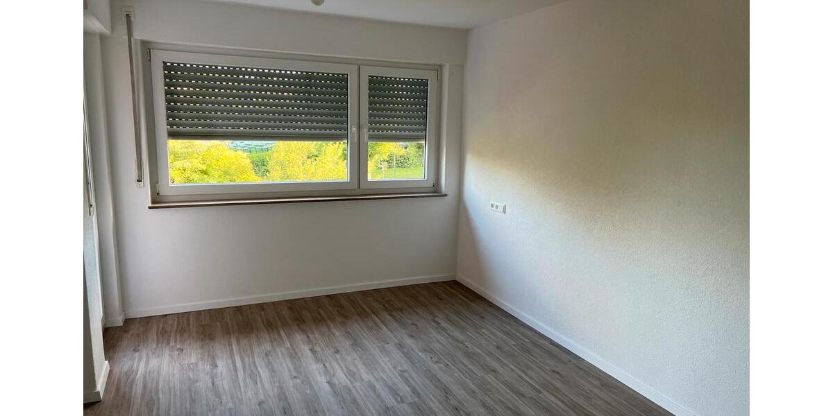Etagenwohnung Asperg - 3 Zimmer, 64 m&sup2;, 950&euro; | Angebot:26357731
