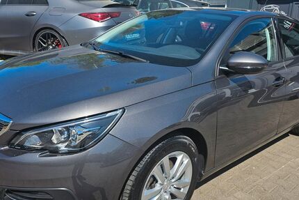 Peugeot 308 49.998 km 13.680 &euro; Magstadt 71106