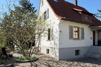 Haus Hemmingen - 6 Zimmer, 125 m&sup2;, 1.950&euro; | Angebot:26555891